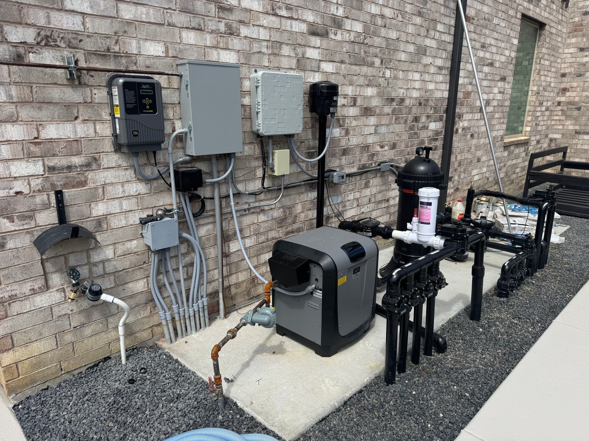 Gallery photos for Pool and Pergola Electrical Wiring for a Full Backyard Build: Image #3